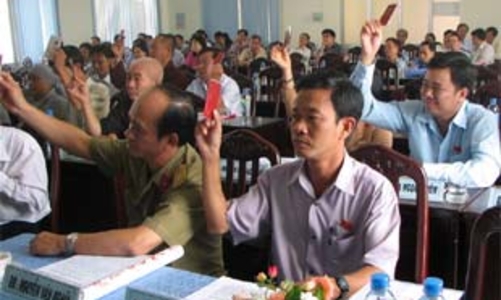 Thí điểm không tổ chức hội đồng nhân dân huyện, quận, phường