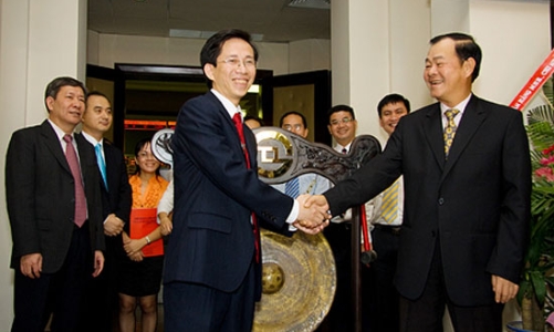 Bắt Chủ tịch Công ty Dược Viễn Đông vì làm giá chứng khoán