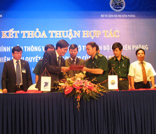 Lễ ký kết hợp tác giữa VNPT và Bộ Tư lệnh Bộ đội biên phòng.