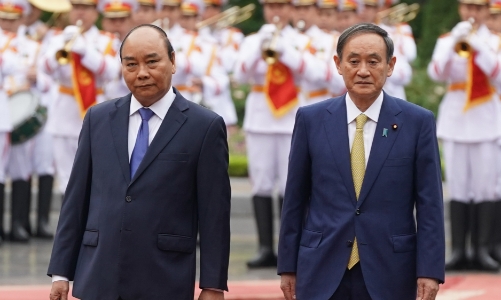 Thủ tướng Nguyễn Xuân Phúc đón và hội đàm với Thủ tướng Nhật Bản