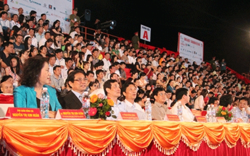 Chính thức khai mạc Carnaval Hạ Long 2013 3