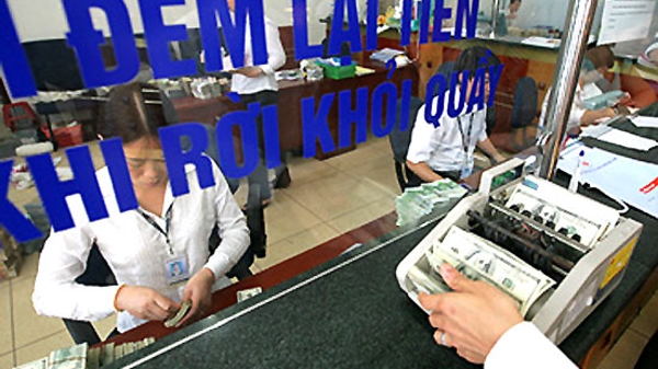 Tăng tỷ giá và thông điệp của nhà điều hành