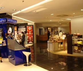 Một góc của trung tâm mua sắm Parkson Việt Tower.