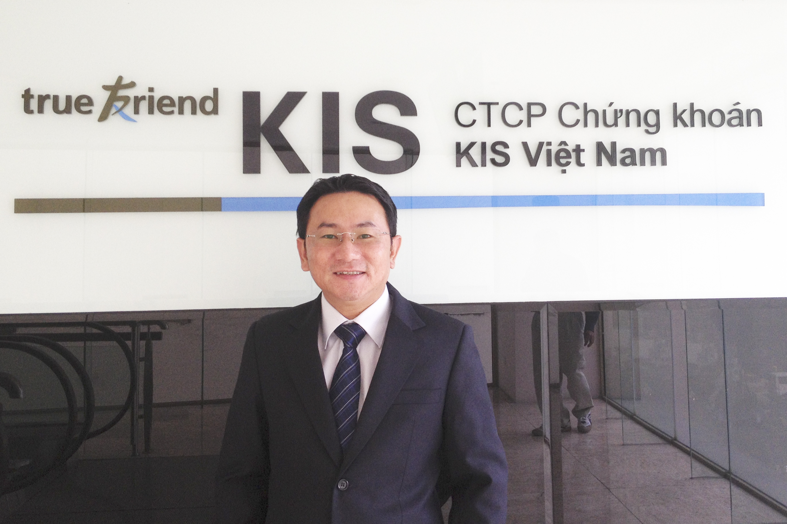 Ông Trương Hiền Phương, Giám đốc cấp cao Công ty cổ phần Chứng khoán KIS Việt Nam