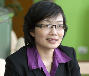 Bà Trần Thị Nguyệt Oanh - Ảnh: N.Hoài