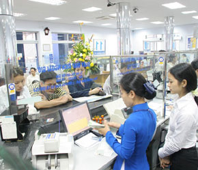 Giao dịch tại Ngân hàng Thương mại Cổ phần Á châu (ACB)