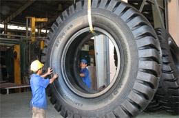 Công ty Cổ phần Cao su Đà Nẵng (mã DRC-HOSE) thông báo lợi nhuận công ty năm 2009 ước đạt 350 tỷ đồng, vượt 300 tỷ đồng so với kế hoạch ban đầu.