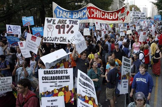 Phong trào "Chiếm Phố Wall" đã lan rộng ra 25 thành phố ở Mỹ - Ảnh: Reuters.