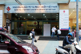 BIDV khẳng định sẽ hợp tác chặt chẽ với cơ quan điều tra để làm rõ sai phạm của cán bộ.