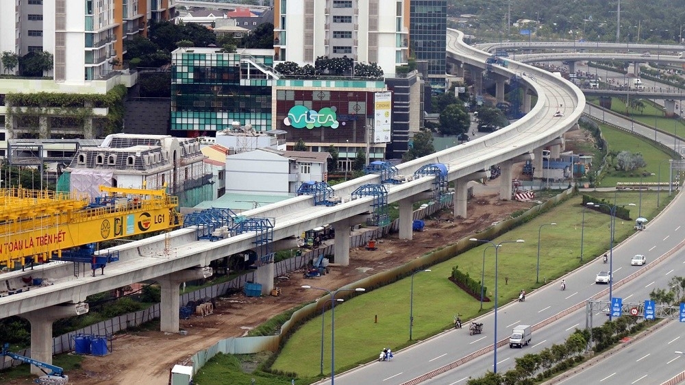 Bộ Giao thông Vận tải cho biết, cả hai dự án đường sắt đô thị của Tp.HCM đã đội vốn hơn 52.000 tỷ đồng so với tổng mức đầu tư ban đầu được duyệt.
