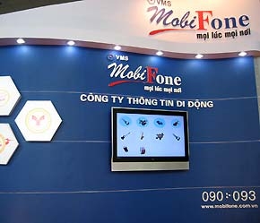 Chương trình khuyến mại mới của MobiFone bắt đầu từ 21/5/2007 đến hết 20/6/2007 - Ảnh: Tuấn Hùng.
