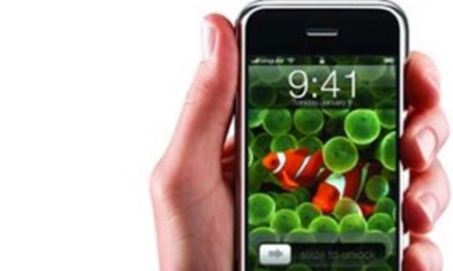 Những bàn tay lặng lẽ phía sau iPhone