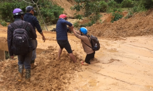 Hộ nghèo mua bảo hiểm xã hội tự nguyện 
