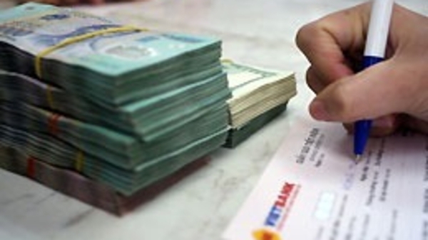 Khó hạ lãi suất vì yêu cầu trích dự phòng quá cao?