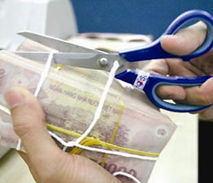 Ông Lê Hoàng Anh cho biết có chuyện doanh nghiệp đã lợi dụng sơ hở trong quy định cho vay hỗ trợ lãi suất.