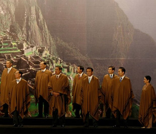 Các nền kinh tế APEC chiếm 55% tổng sản phẩm quốc nội toàn cầu, gần 50% thương mại thế giới và 41% dân số thế giới - Ảnh: Reuters.