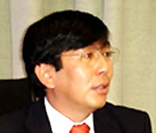 "Do những suy đoán về sự suy giảm của nền kinh tế và các chính sách thắt chặt, chúng tôi hi vọng rằng nhập khẩu sẽ không tăng từ giờ đến cuối năm".