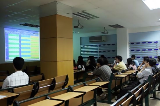 Bữa tiệc tăng giá vẫn chưa thu hút được số đông người cầm tiền tham gia