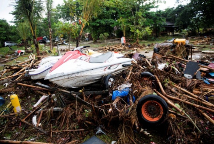 Ít nhất 222 người chết trong trận sóng thần ở Indonesia - Ảnh 5.