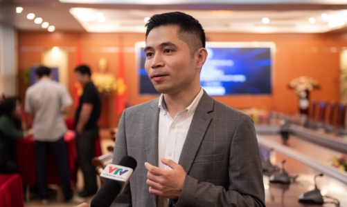 Chuyển đổi số doanh nghiệp với trợ lý robot ảo