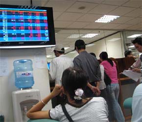 Một số cổ phiếu nếu thực sự chứa đựng yếu tố “làm giá”, nhưng do chịu tác động của thị trường chung nên vẫn phát triển tốt - Ảnh: TP.