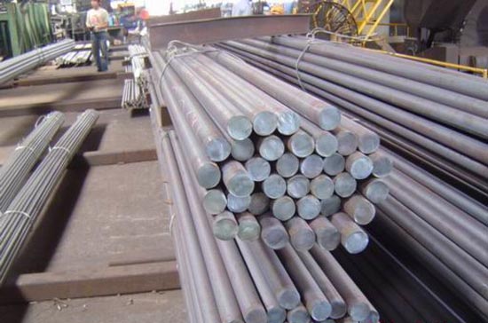 Trước việc giá thép tăng cao, Bộ Công Thương đã yêu cầu VSA, VNSteel phải báo cáo giá thép hằng ngày của các doanh nghiệp sản xuất thép.
