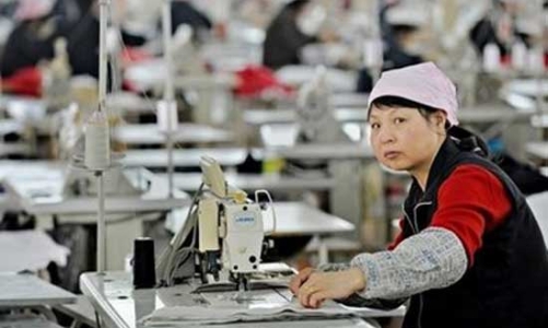 Thặng dư thương mại Trung Quốc lại bùng nổ