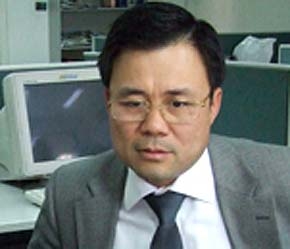 "Tâm lý chung của mỗi người là nếu có cơ hội làm ra tiền một cách chính đáng thì chẳng ai muốn làm bậy".