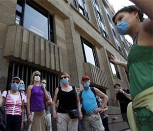 Dịch cúm A/H1N1 đang diễn biến phức tạp tại một số nước nam bán cầu.