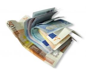 Các nhà thiết kế sẽ bổ sung những họa tiết liên quan tới một số nước thành viên EU sẽ gia nhập nhóm các nước sử dụng đồng Euro vào thời gian tới.