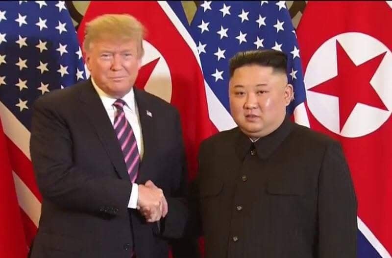 Gặp ông Kim Jong Un, ông Trump hứa “một tương lai tuyệt vời” cho Triều Tiên - Ảnh 3.