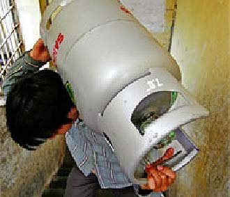 Trong vòng 6 tháng qua, giá gas đã tăng 7 lần nhưng chỉ có 2 lần giảm.