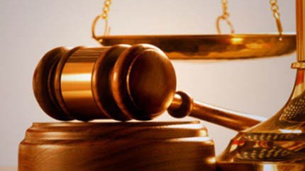 Luật cấm người có chức vụ thành lập, giữ chức danh, chức vụ quản lý, điều hành doanh nghiệp tư nhân, công ty trách nhiệm hữu hạn, công ty cổ phần, công ty hợp danh.