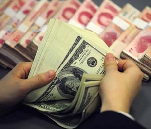 Các nước đang tập trung cho ba mặt trận chính là kích cầu, chi tiền cứu các tập đoàn lớn mà sự sụp đổ có thể tạo ra bất ổn xã hội nghiêm trọng và giáo dục để tăng tính cạnh tranh cho lực lượng lao động trong chu kỳ kinh tế khó khăn - Ảnh: Reuters.