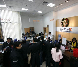 Nghiệp vụ ký quỹ được hiểu là biện pháp cho phép nhà đầu tư bỏ ít tiền hơn giá cổ phiếu nhưng vẫn mua được cổ phiếu đó.