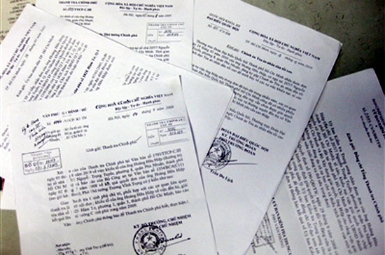 Chính phủ cho biết, trong năm 2010 cả nước đã phát sinh 22.997 lượt đơn tố cáo với tổng số 13.152 vụ việc, so với cùng kỳ năm 2009 tăng 29,3% đơn và tăng 4,8% số vụ việc.