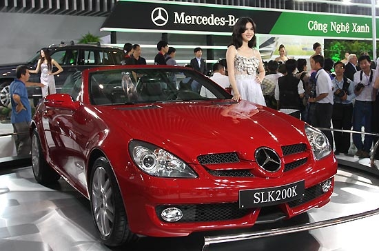 Mẫu xe SLK 200K được trưng bày tại Vietnam Motor Show 2009 - Ảnh: Đức Thọ.