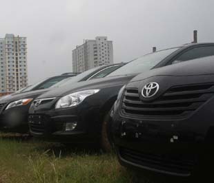 Ôtô sẽ chịu nhiều ảnh hưởng từ mức thuế tiêu thụ đặc biệt mới - Ảnh: Đức Thọ.