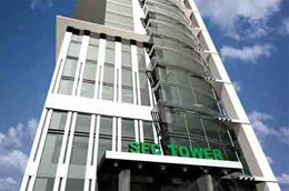 Từ ngày 1/4 - 10/5/2010, Công ty Cổ phần Vàng bạc Đá quý Phú Nhuận chào mua công khai 2,1 triệu cổ phiếu, tương ứng 26% tổng số cổ phiếu đang lưu hành của Công ty Cổ phần Nhiên liệu Sài Gòn (mã SFC) với giá chào mua 48.000 đồng/cổ phiếu.