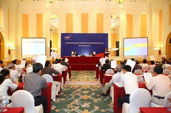 Quang cảnh đại hội cổ đông thường niên 2011 của VIB.