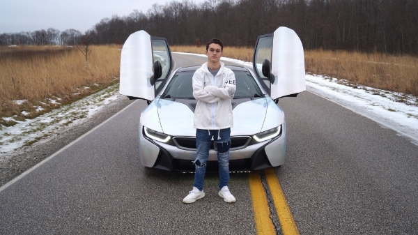 Thành triệu phú USD nhờ đầu tư tiền ảo từ năm 15 tuổi