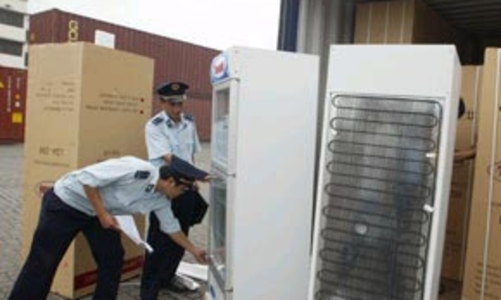 Quy định nhập nhằng, buôn lậu được lợi