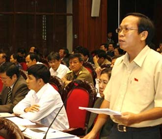 Trong những buổi thảo luận vừa qua, kế hoạch, định hướng phát triển thị trường chứng khoán ít được đề cập tới - Ảnh: TTXVN.