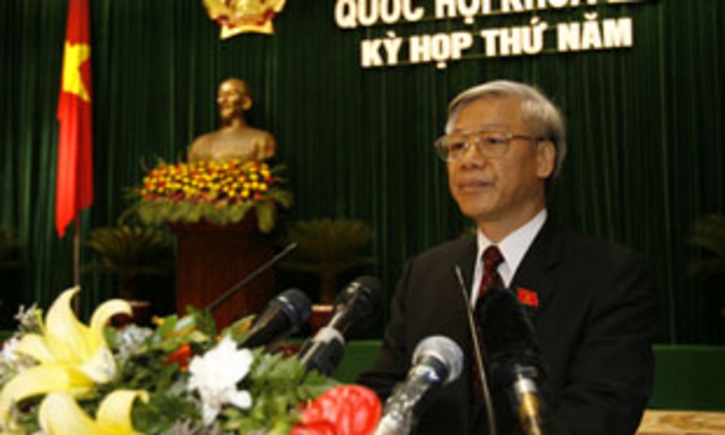 Chủ tịch Quốc hội Nguyễn Phú Trọng đề nghị các vị đại biểu sớm báo cáo kết quả kỳ họp với cử tri - Ảnh: TTXVN.