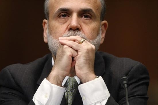 Đương kim Chủ tịch FED, ông Ben Bernanke sẽ kết thúc nhiệm kỳ vào cuối tháng 1/2010 này. Nhiều khả năng, ông sẽ tiếp tục được bổ nhiệm vào vị trí này thêm một nhiệm kỳ nữa - Ảnh: Reuters.