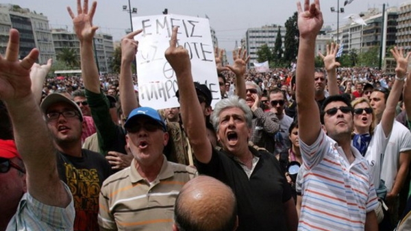 Bạo lực dâng cao tại Hy Lạp khi lo sợ lan rộng