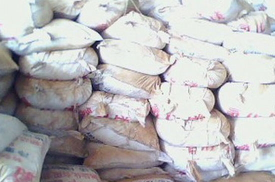 Bộ Nông nghiệp và Phát triển nông thôn đánh giá sản lượng muối sản xuất trong nước năm 2011 chỉ đạt khoảng 800.000 tấn, giảm 200.000 tấn so với dự báo cuối năm 2010. 