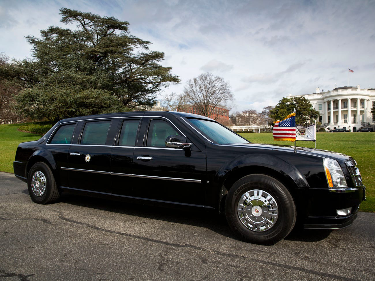 Limousine bọc thép của Phó tổng thống Mike Pence - Ảnh: Getty Images