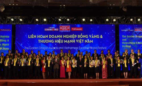 “Lấy thị trường làm định hướng, lấy người tiêu dùng làm trọng tâm”, 
Midea một lần nữa khẳng định sẽ tiếp tục kiên trì giữ vững thương hiệu. 