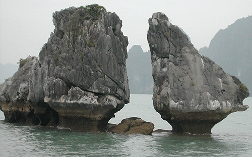 Quảng Ninh và “con đường du lịch” 5